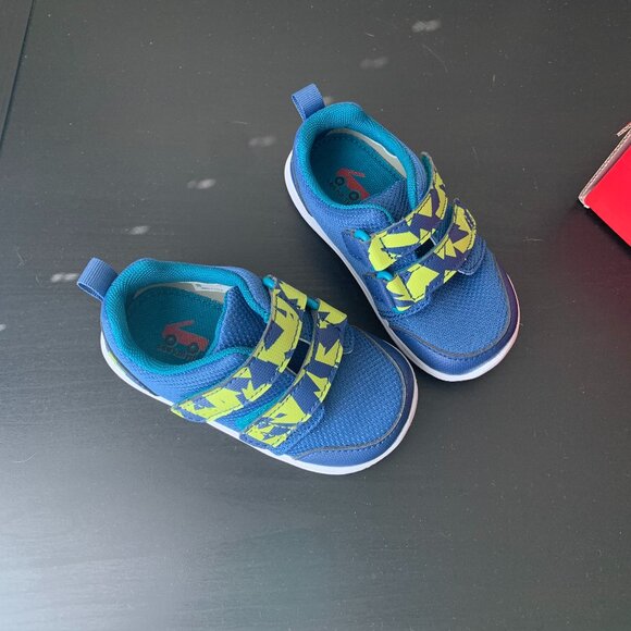 See Kai Run Ryder Adapt Flexirun Navy, Size 7 - Picture 2 of 4